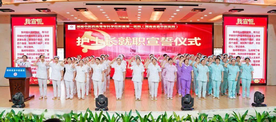 贵州省大部分地区出现降雪 东部8个区县积雪深度超过10厘米